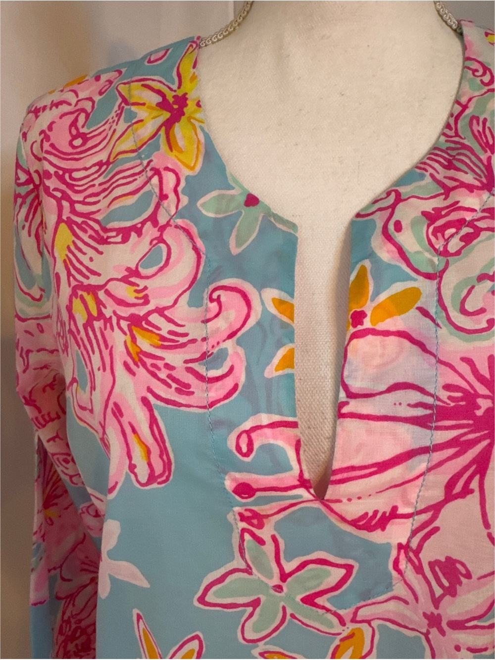 Lilly Pulitzer Pink /Blue Tropical Print Cotton Top - Picture 2 of 5